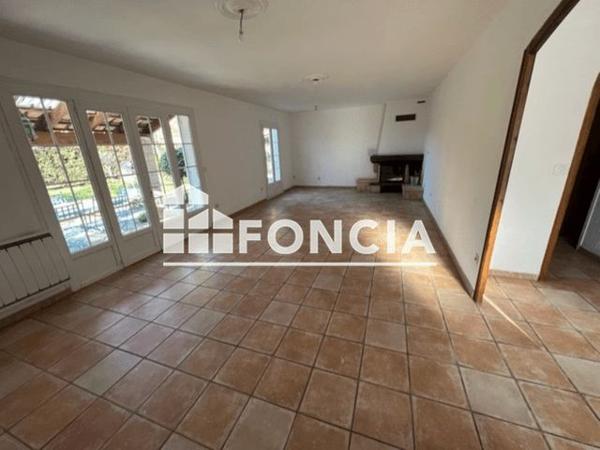 Location Maison 4 pièces 103.19 m² - FAUBOURG DE LA LIBERTE Eyguieres 13430