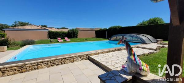 Maison à vendre 7 pièces 206,13 m² Béruges