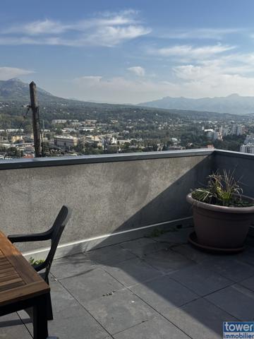 VILLA D'EXCEPTION R+3 AVEC VUE PANORAMIQUE SUR MARSEILLE