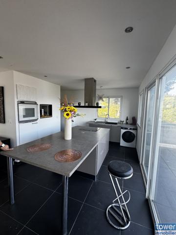 VILLA D'EXCEPTION R+3 AVEC VUE PANORAMIQUE SUR MARSEILLE