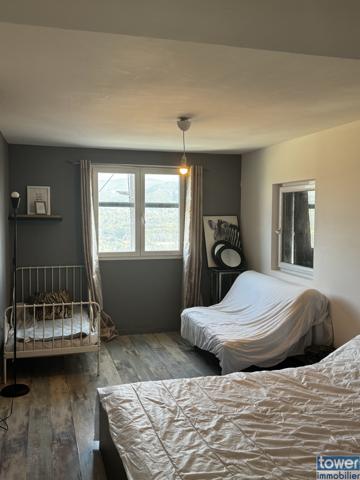 VILLA D'EXCEPTION R+3 AVEC VUE PANORAMIQUE SUR MARSEILLE