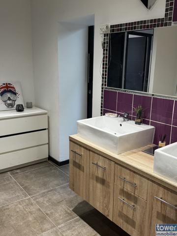 VILLA D'EXCEPTION R+3 AVEC VUE PANORAMIQUE SUR MARSEILLE