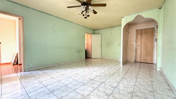 Appartement Corbeil Essonnes 5 pièce(s) 99.8 m2 - DPE C - PARKING - CAVE