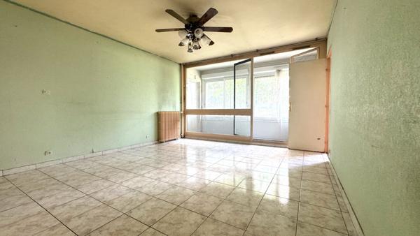 Appartement Corbeil Essonnes 5 pièce(s) 99.8 m2 - DPE C - PARKING - CAVE