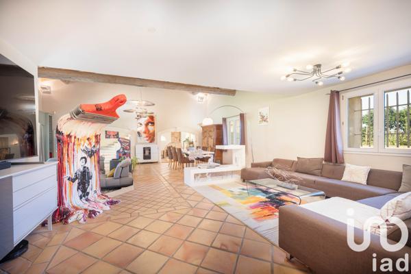 Maison à vendre 7 pièces 385,12 m² Entraigues-sur-la-Sorgue