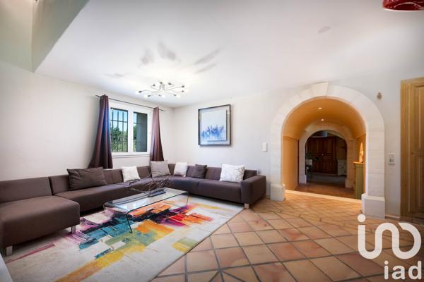 Maison à vendre 7 pièces 385,12 m² Entraigues-sur-la-Sorgue