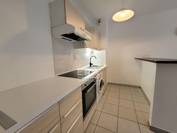 LOCATION ou COLOCATION MEUBLEE - PAU  : Appartement T3 de 55 m² avec parking et balcon