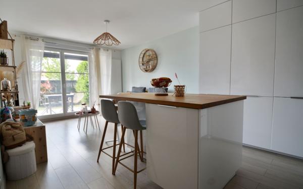 Appartement à vendre    3 pièces • 55,85 m2 Montévrain