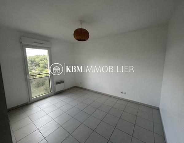 APPARTEMENT DE 91M2 - RESIDENCE AU CALME AVEC PISCINE - LA BAUME LOUBIERE