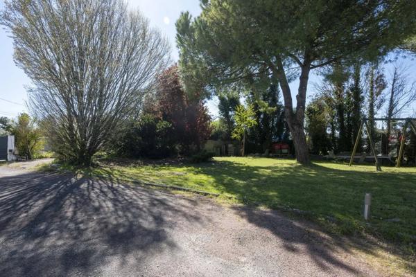 Terrain de 400 m² à Royan, rare opportunité!