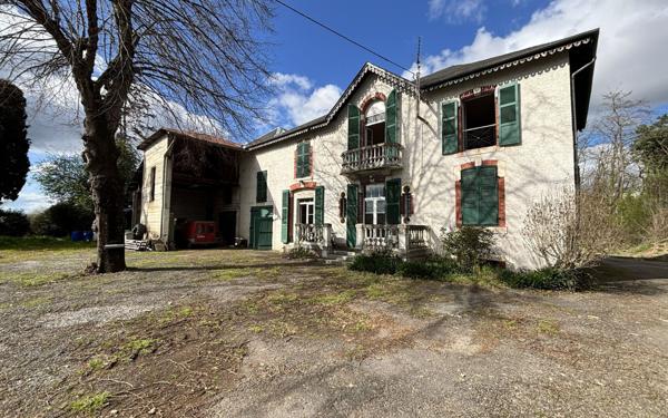 Maison à vendre    5 pièces •  Tarbes