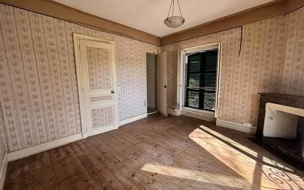 Maison à vendre    5 pièces •  Tarbes