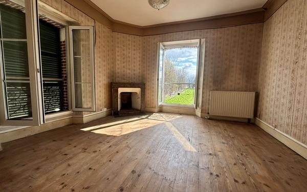 Maison à vendre    5 pièces •  Tarbes