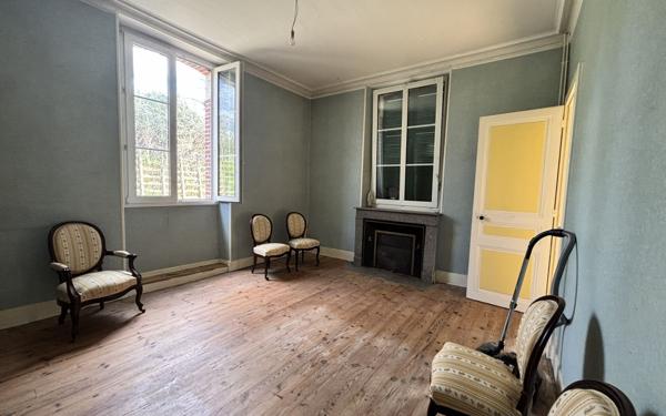 Maison à vendre    5 pièces •  Tarbes