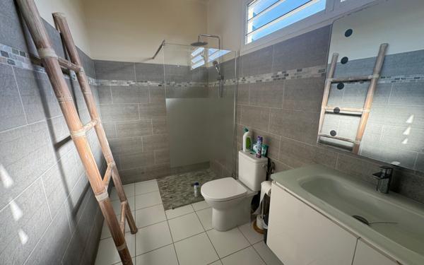 Maison à louer    5 pièces •  Fort-de-France