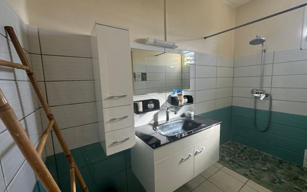 Maison à louer    5 pièces •  Fort-de-France