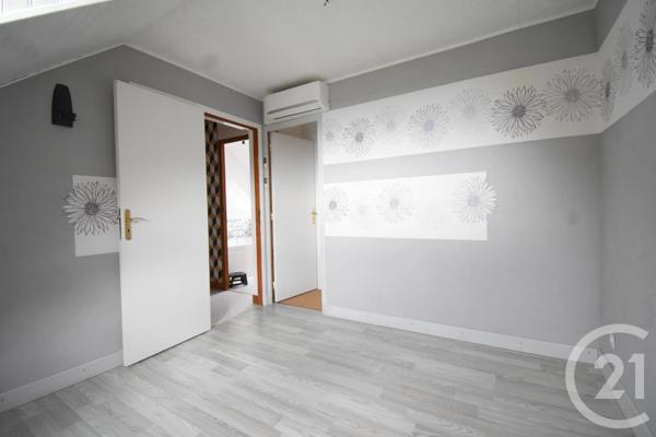 Maison à vendre  5 pièces - 118,49 m 2   ABREST  - 03