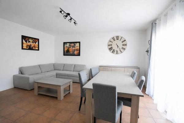 Maison à vendre  5 pièces - 118,49 m 2   ABREST  - 03