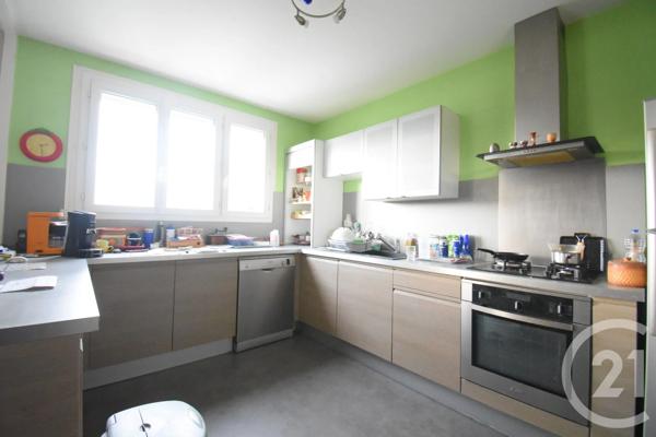 Maison à vendre  5 pièces - 118,49 m 2   ABREST  - 03