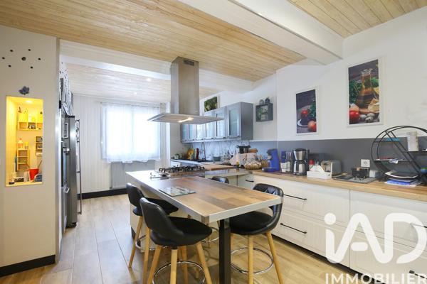 Maison à vendre 7 pièces 210 m² Saint-Jory