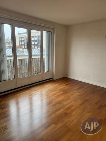 Location appartement Paris 15eme : 1 012 € - AJP Immobilière Passy Paris 16
