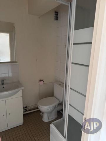 Location appartement Paris 15eme : 1 012 € - AJP Immobilière Passy Paris 16