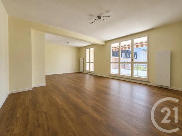Appartement T3 à vendre  4 pièces - 82,86 m 2   AIX LES BAINS  - 73