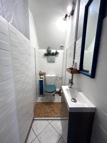 Fleuré (entre Poitiers et Civaux) - maison rénovée 2 chambres + grenier aménageable