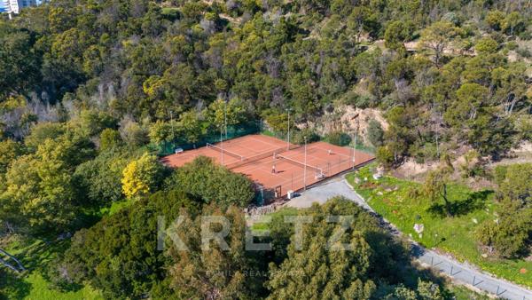 Vente de prestige Villa 360 m² ,vue mer panoramique