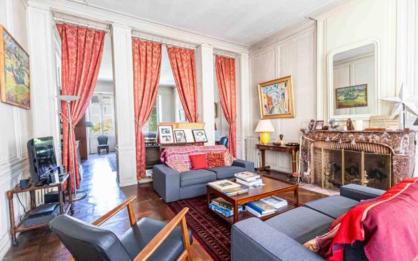 Maison à vendre    6 pièces • 430 m2 La Rochelle