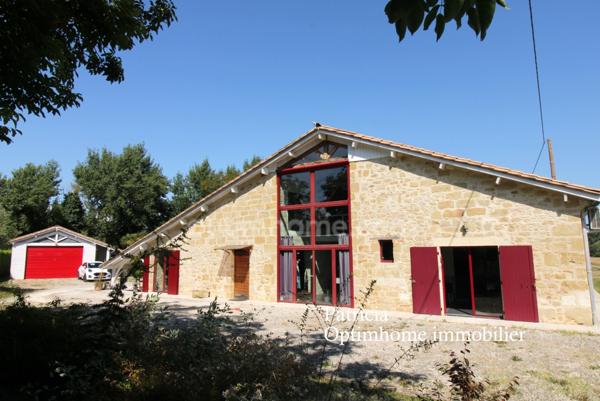 Maison haut de gamme en pierre avec son T1