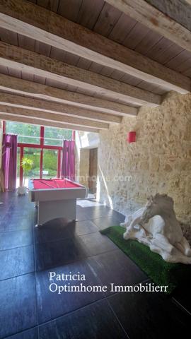 Maison haut de gamme en pierre avec son T1