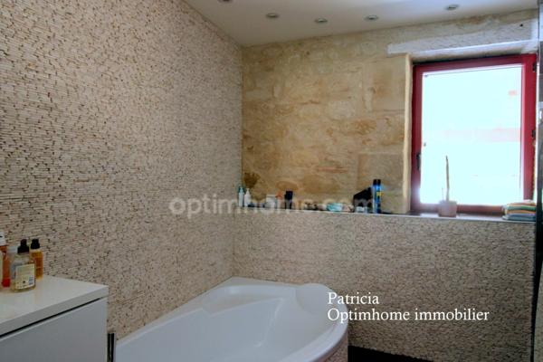 Maison haut de gamme en pierre avec son T1