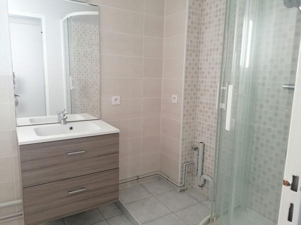 CHAUVIGNY, ensemble de 3 appartements de type 3