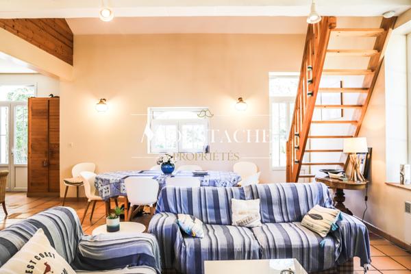 MAISON / VILLA DE CHARME - PROXIMITÉ IMMÉDIATE DE LA PLAGE-