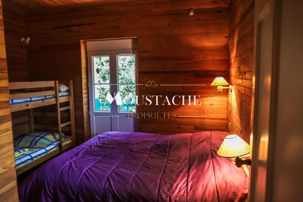 MAISON / VILLA DE CHARME - PROXIMITÉ IMMÉDIATE DE LA PLAGE-