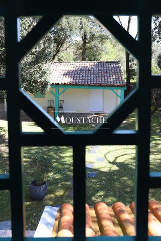 MAISON / VILLA DE CHARME - PROXIMITÉ IMMÉDIATE DE LA PLAGE-