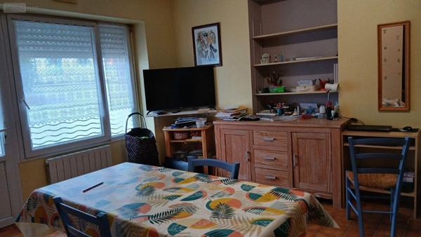 Immeuble à vendre à La Gacilly dans le Morbihan (56200), ref : 009/1297