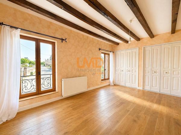 Maison de bourg- T5- jardin clos - sans travaux - Mondoubleau