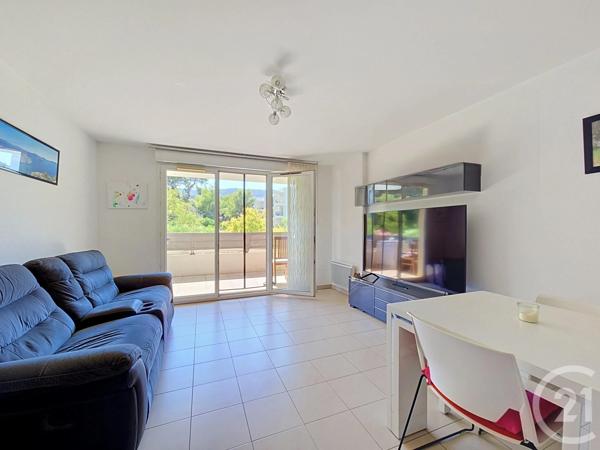 Appartement T3 à vendre  3 pièces - 60,05 m 2   MARSEILLE  - 13009