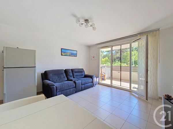 Appartement T3 à vendre  3 pièces - 60,05 m 2   MARSEILLE  - 13009