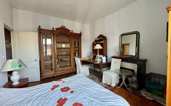 Maison à vendre    7 pièces • 191,24 m2 Poitiers