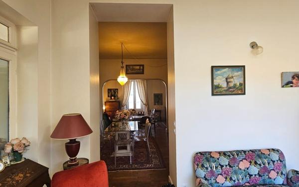 Maison à vendre    7 pièces • 191,24 m2 Poitiers