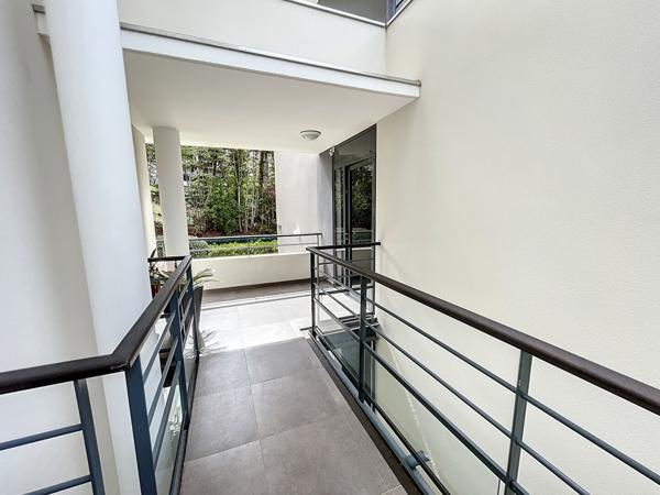 Cannes Montfleury, résidence sécurisée piscine, 3 pièces terrasse calme