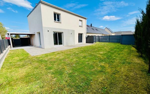 Maison à vendre    5 pièces •  Guécélard