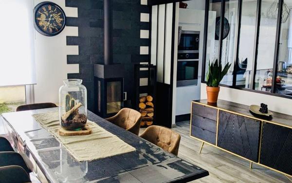 Maison à vendre    5 pièces •  Guécélard