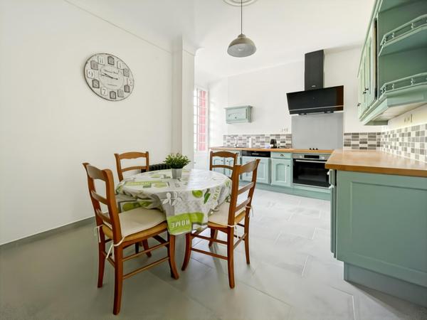 Appartement à VOUVRAY, 37210 - 5 pièces 132m²