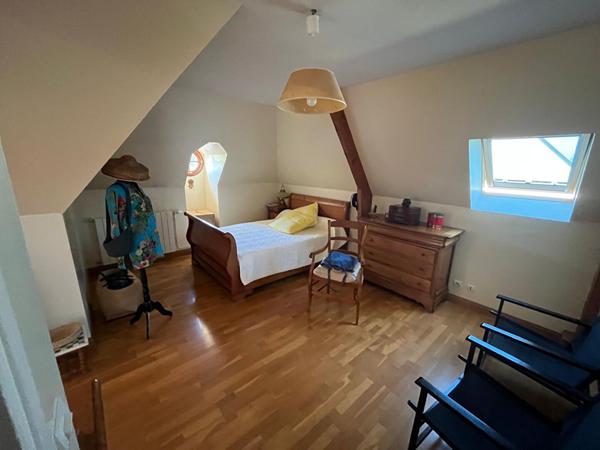 Maison Sainte Gemmes Sur Loire de 2 chambres (possible 3 ou 4) avec jardin et garage