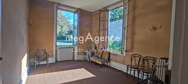 Maison à COGNAC, 16100 - 7 pièces 222m²