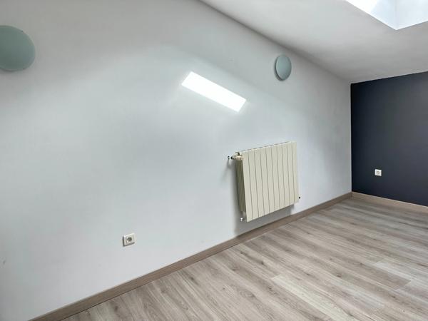 Maison à vendre 6 pièces VINON SUR VERDON (83)